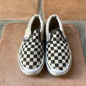 US Kids Size 13 VANS checkerboard slip on sneakers